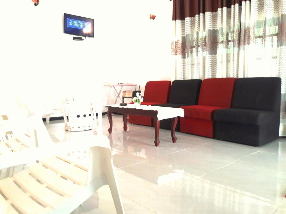 Mango Villa Хикадува Екстериор снимка