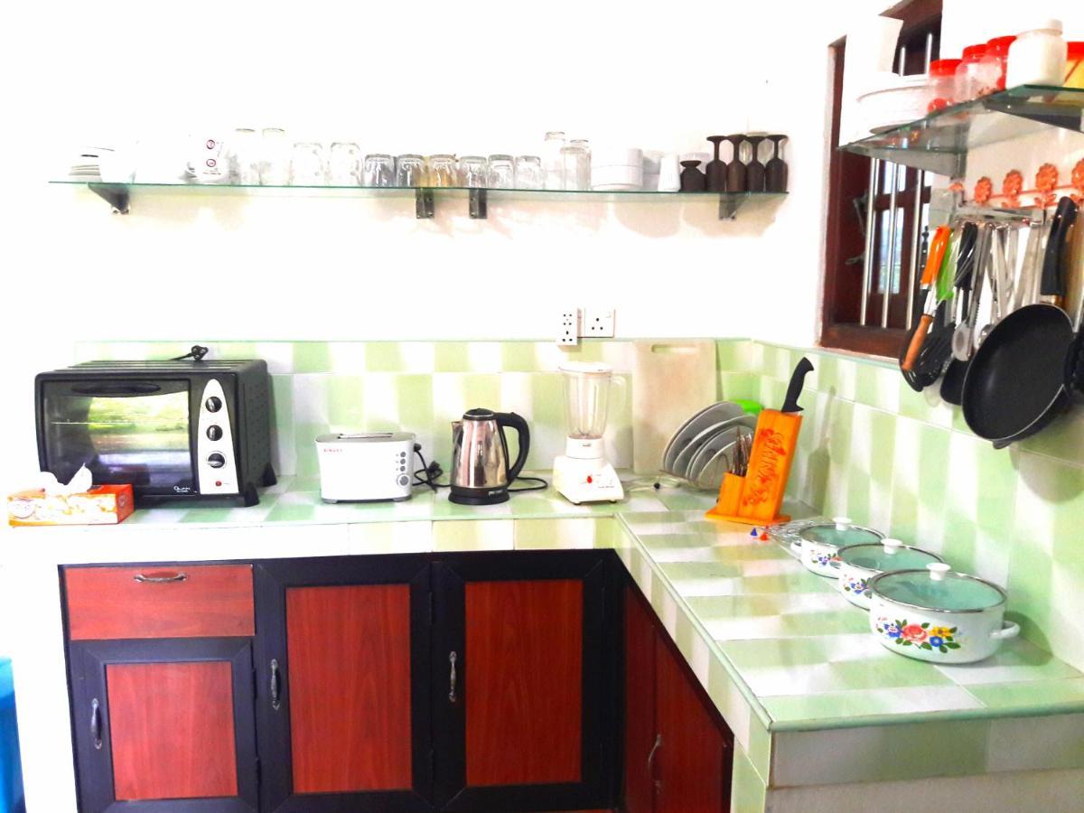 Mango Villa Хикадува Екстериор снимка