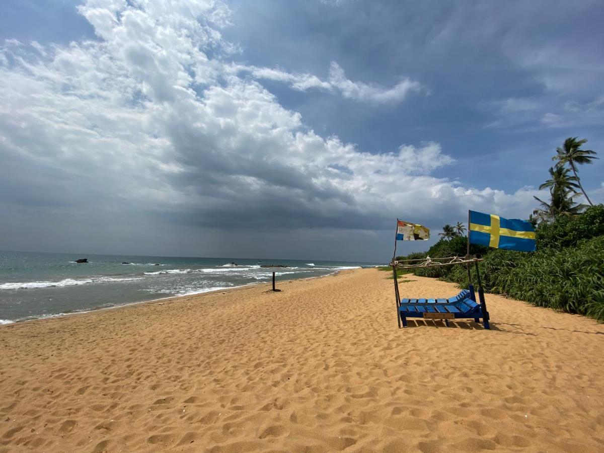 Mango Villa Хикадува Екстериор снимка