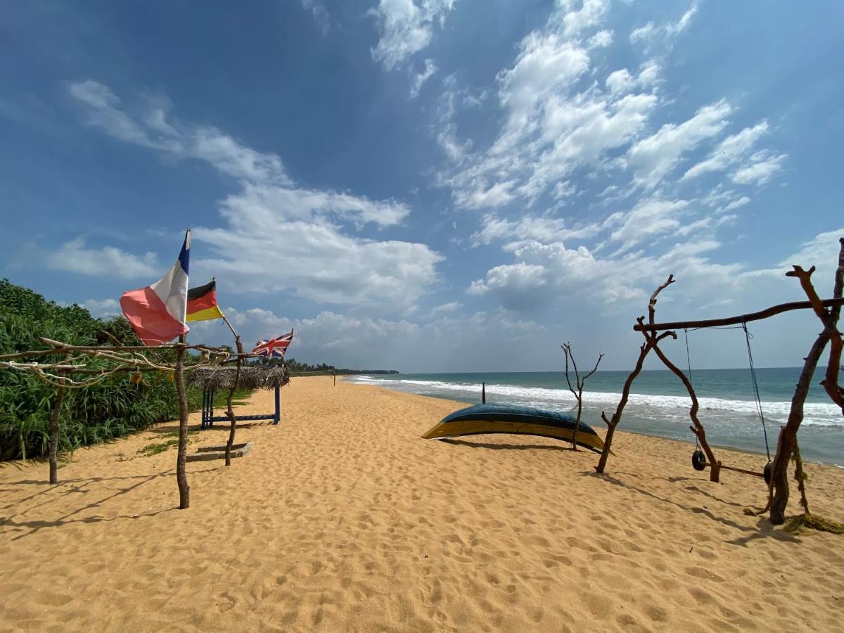 Mango Villa Хикадува Екстериор снимка